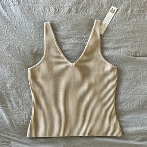 House of Harlow new with tags ribbed crop